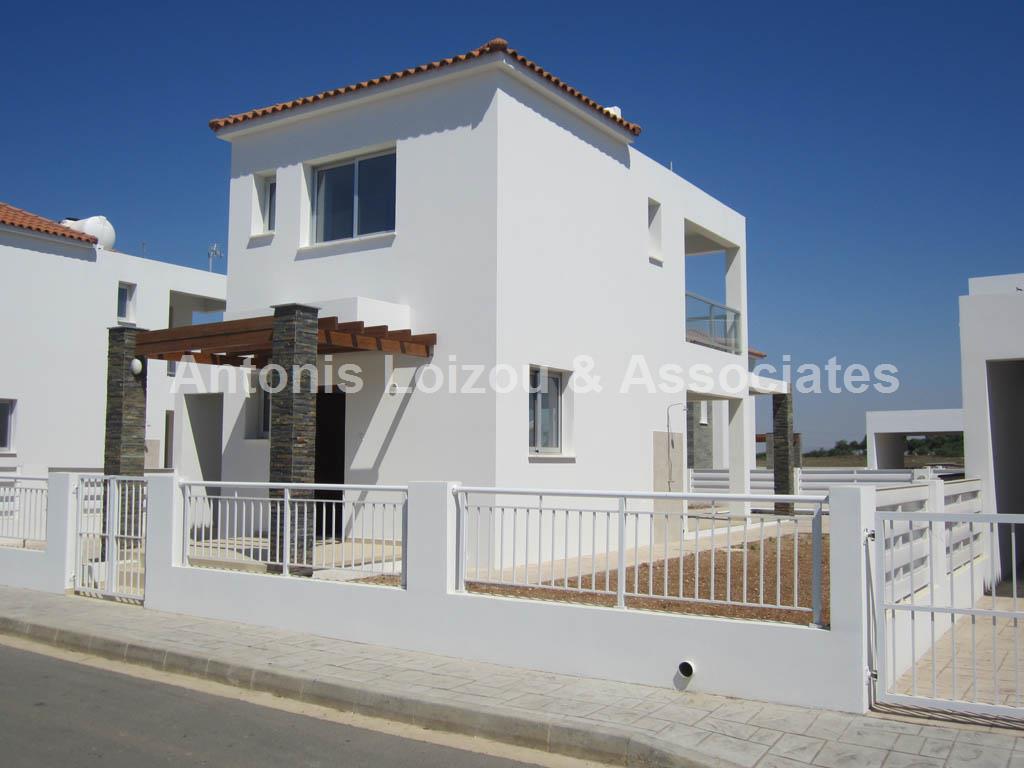 Dom wolnostojący w rejonie Larnaca (Pervolia) na sprzedaż