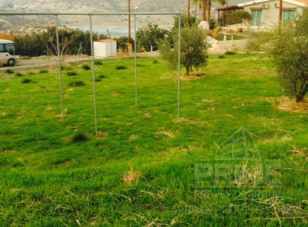 Ziemia w rejonie Limassol (Foinikaria) na sprzedaż