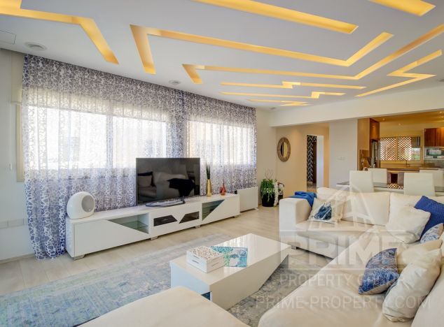 Apartament na sprzedaż w Mouttagiaka