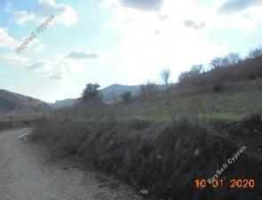 Ziemia na sprzedaż w 845113